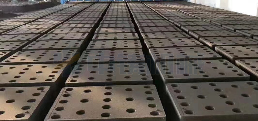 河南孫總650*850的全自動造型機已經(jīng)進(jìn)去正式生產(chǎn)